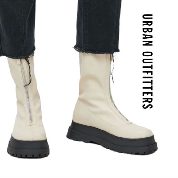 NEW Urban Outfitters Zola Women's Zip Combat Creamy White Platform Boots 8 - Picture 1 of 3